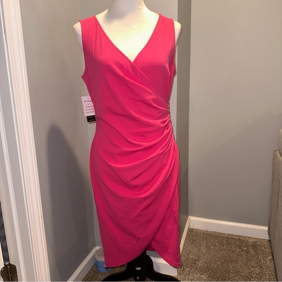 IHOT FASHION Dresses & Skirts - iHOT Fashion Pink Mid-Length Formal Dress